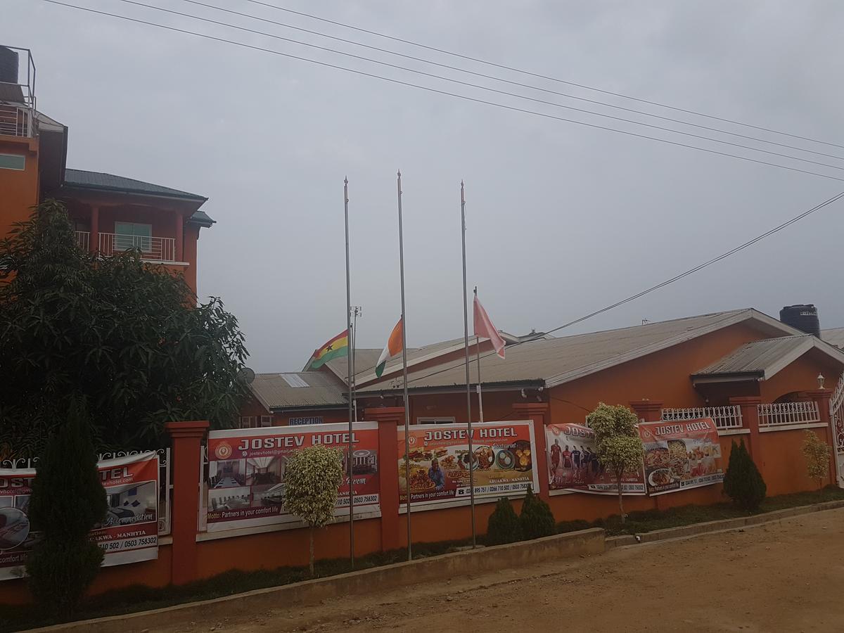 Jostev Hotel Kumasi Ngoại thất bức ảnh