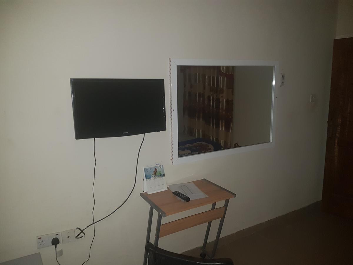 Jostev Hotel Kumasi Ngoại thất bức ảnh