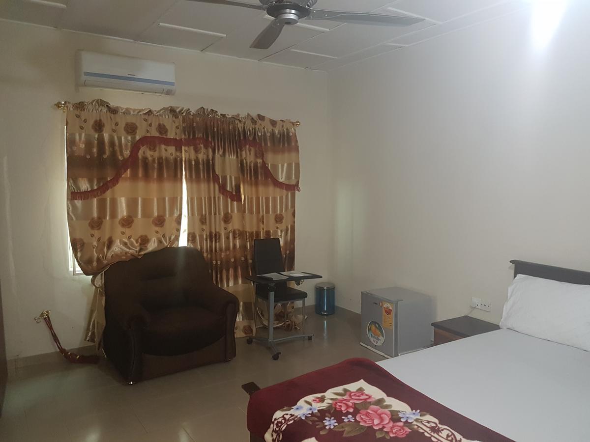 Jostev Hotel Kumasi Ngoại thất bức ảnh